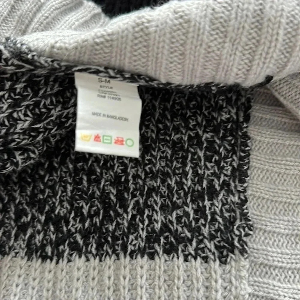 Alya Black And Grey Sweater Sz S/M View 4